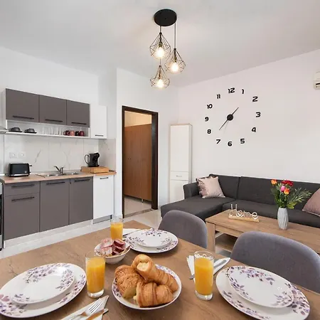 Апартаменты Dolce Casa Suite1 *